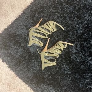 Italian heels ..gorgeous  7.5